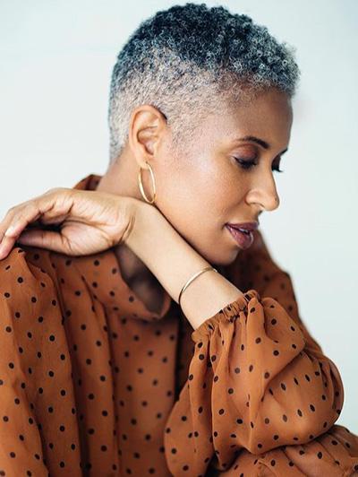 Temperament Gray Personality Curly Short Wig