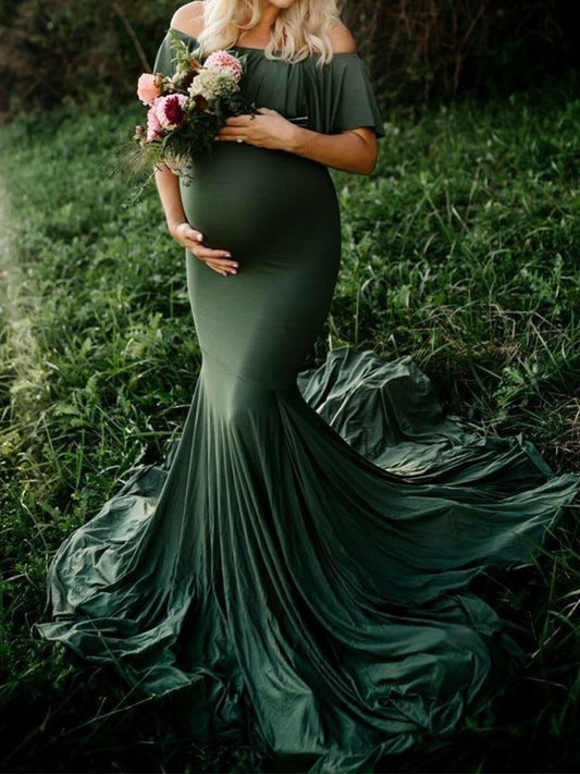 One-shoulder Elegant Solid Color Maternity Dress
